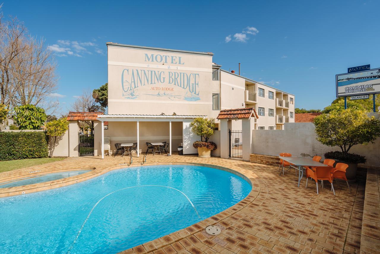 Canning Bridge Auto Lodge パース エクステリア 写真