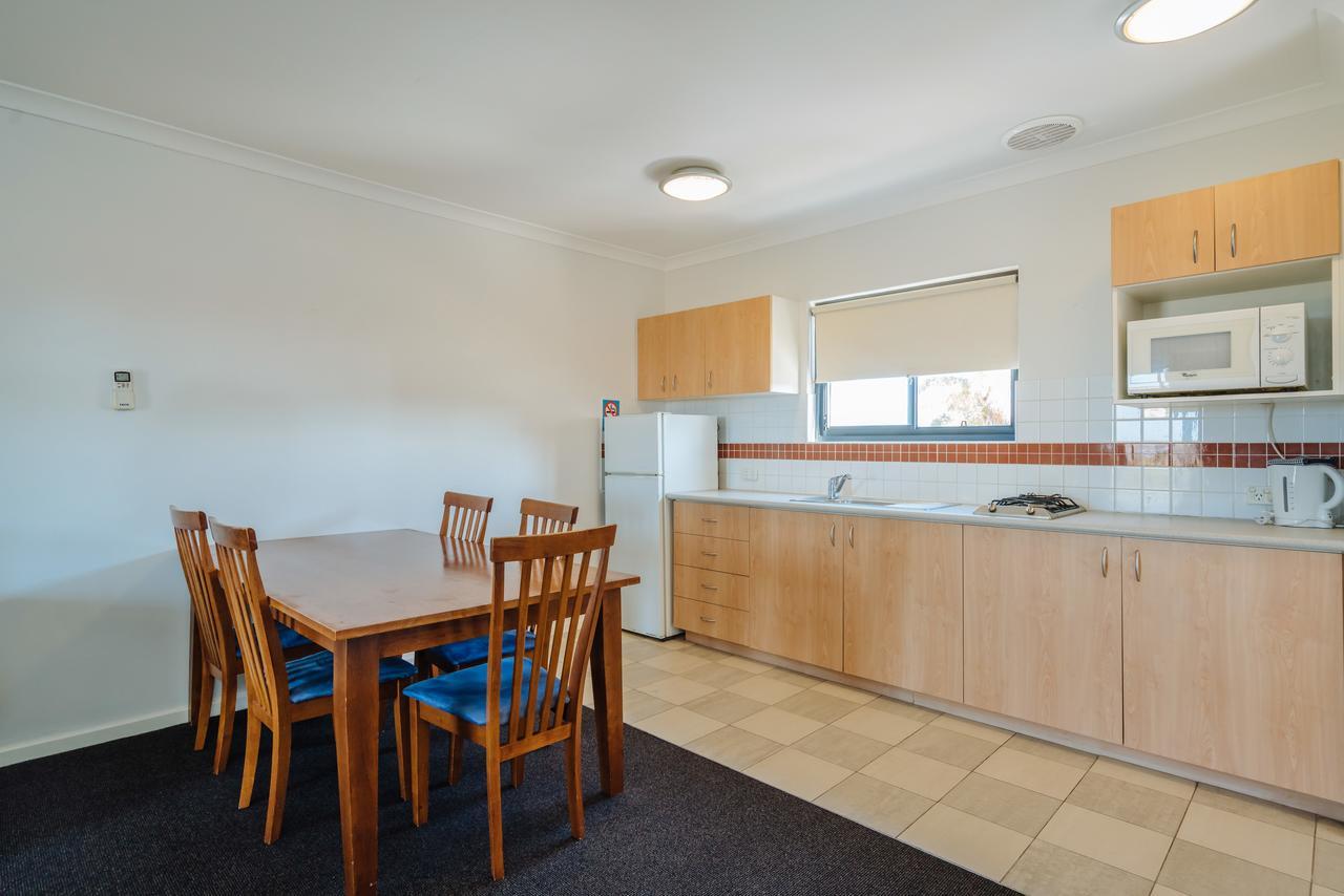 Canning Bridge Auto Lodge パース エクステリア 写真
