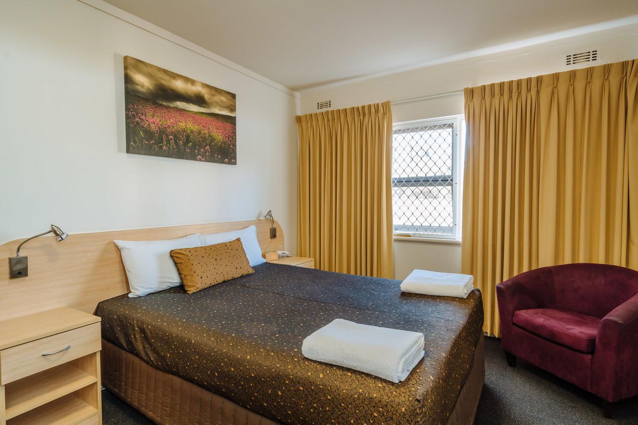 Canning Bridge Auto Lodge パース エクステリア 写真