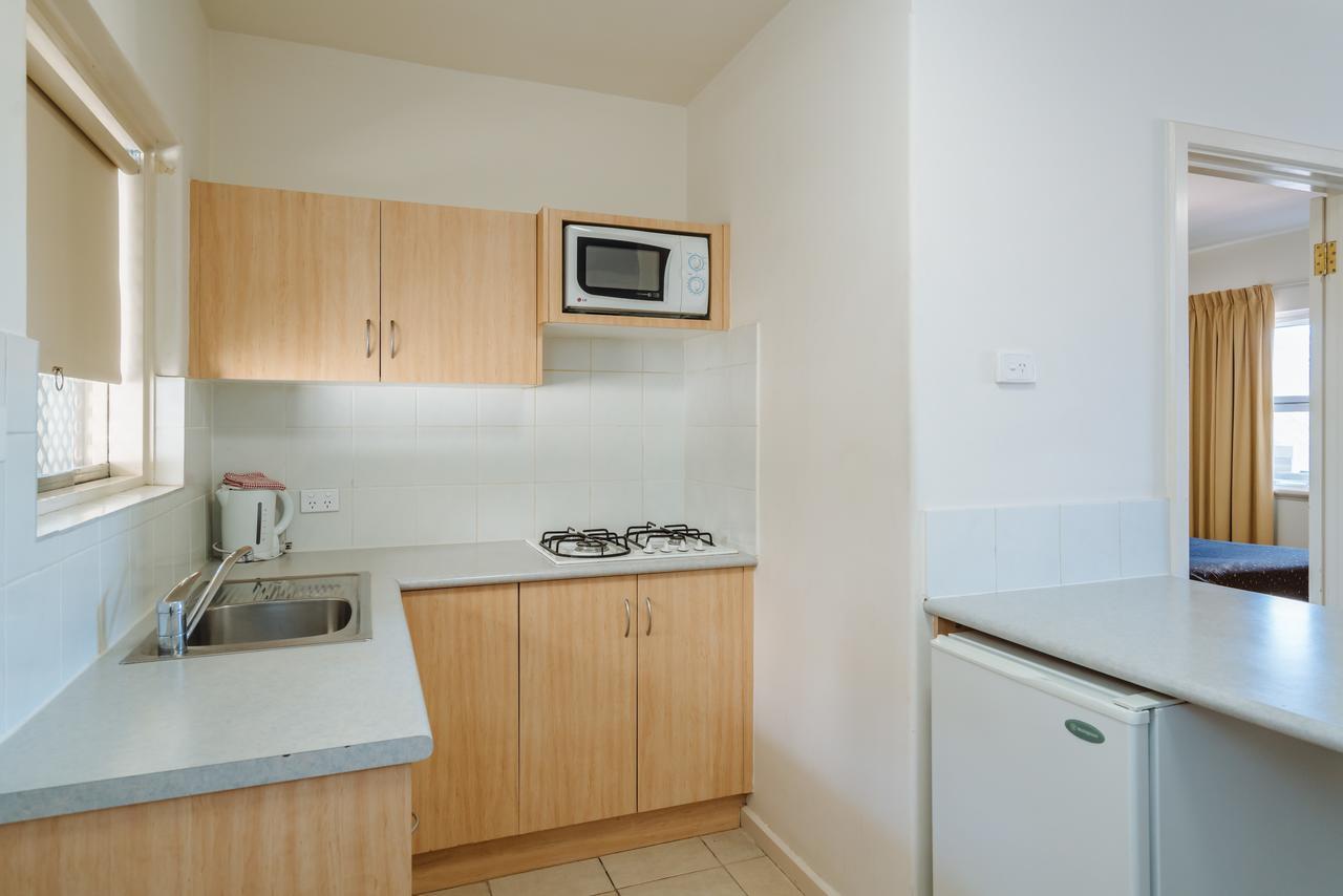 Canning Bridge Auto Lodge パース エクステリア 写真
