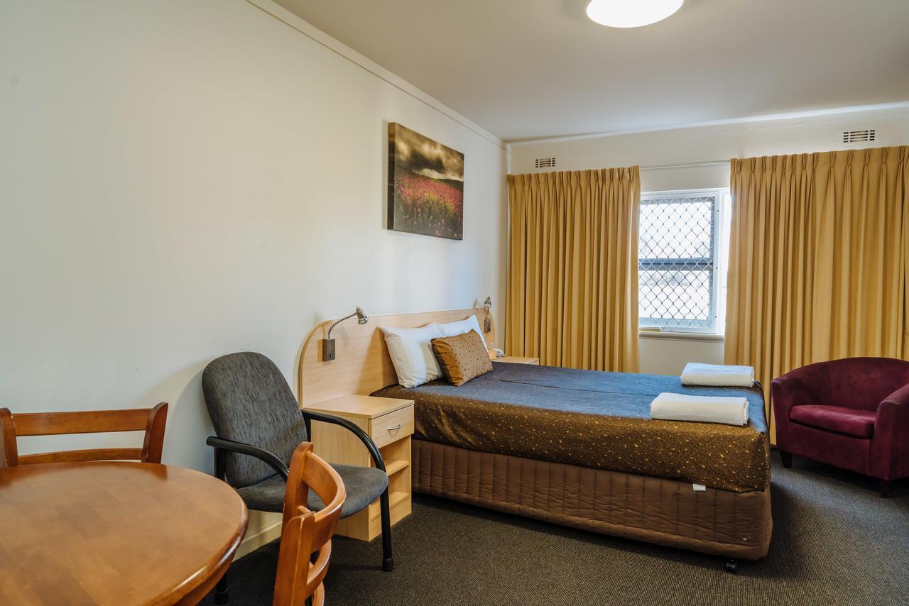 Canning Bridge Auto Lodge パース エクステリア 写真