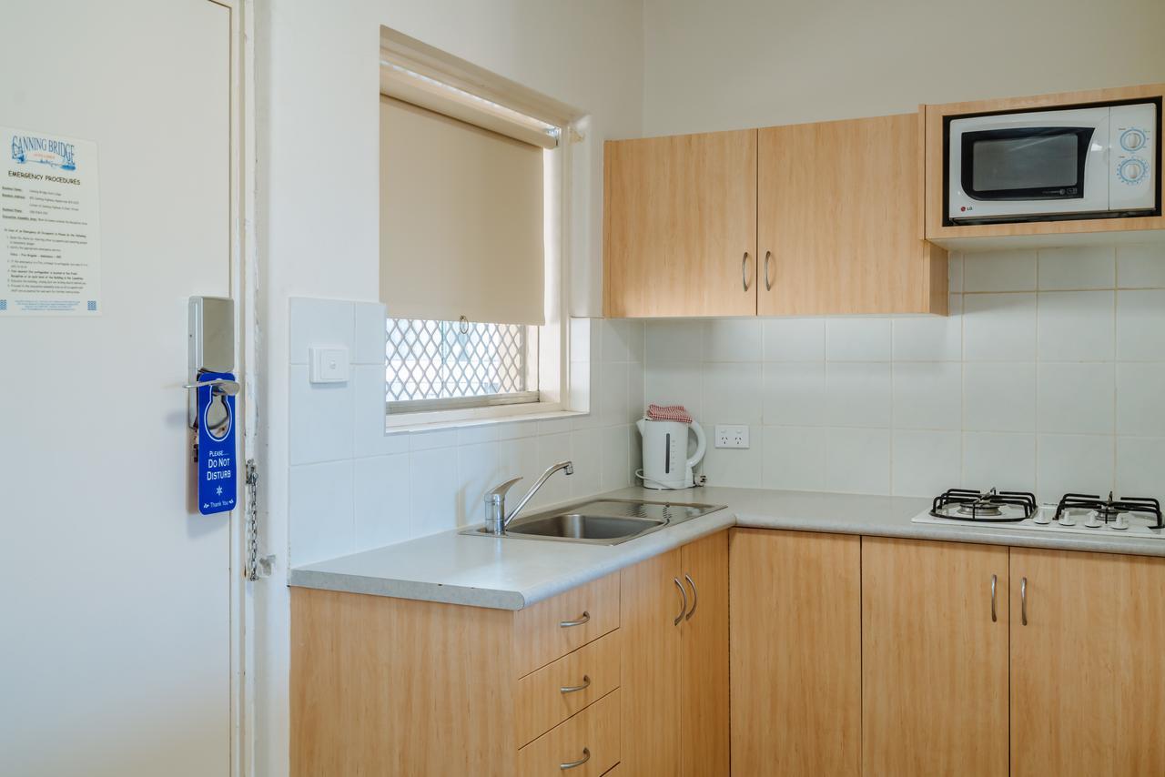 Canning Bridge Auto Lodge パース エクステリア 写真