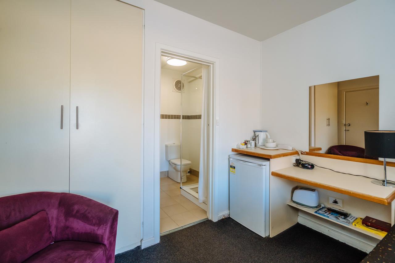 Canning Bridge Auto Lodge パース エクステリア 写真